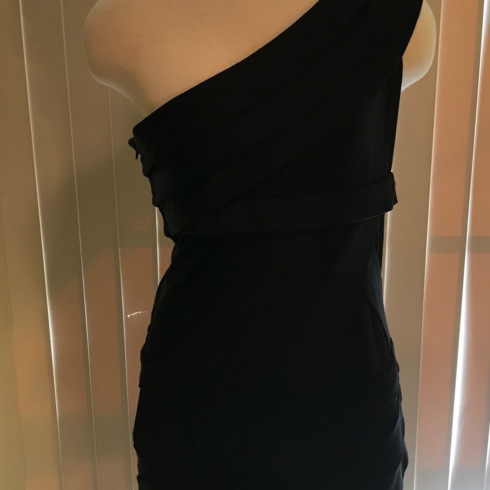 Elegant Black One-Shoulder Dress